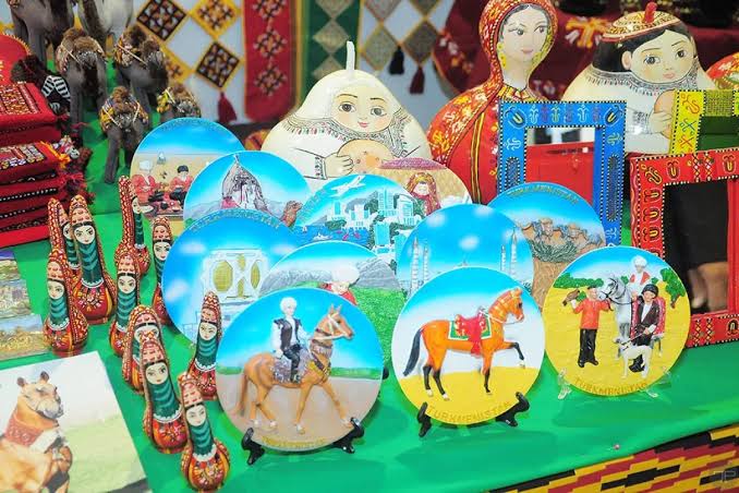 Best Souvenirs to Buy in Turkmenistan